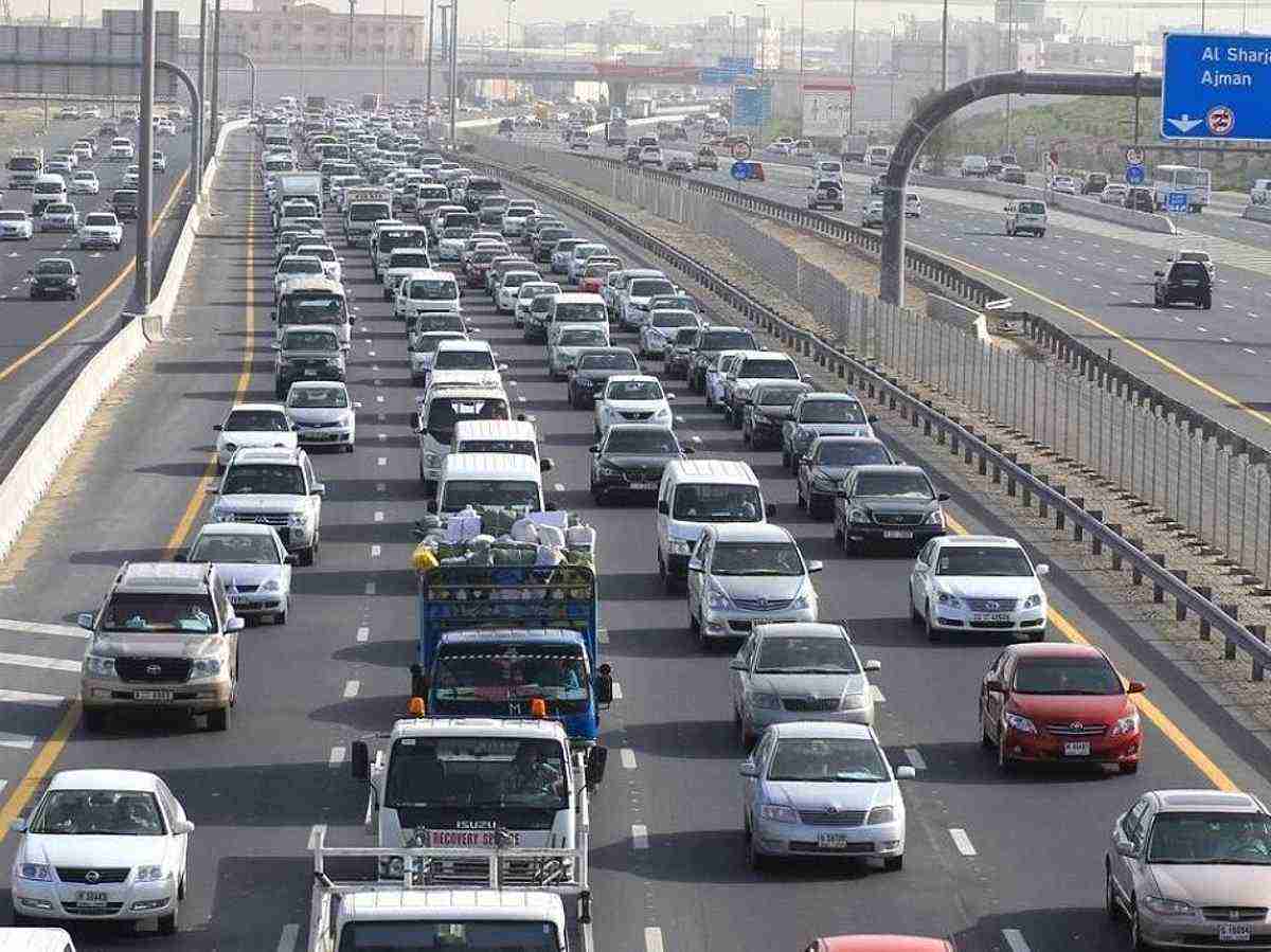 Dubai Registers Over 196,000 New Vehicles in Six Months